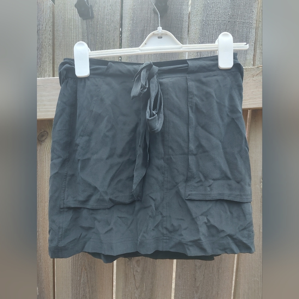 🏵️ Madewell Black Silk Drawstring Skirt NWT